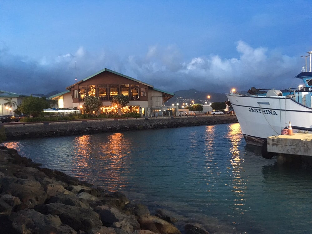 Harbor Restaurant at Pier 38Harbor Pier 38 Honolulu, HI, アメリカ合衆国