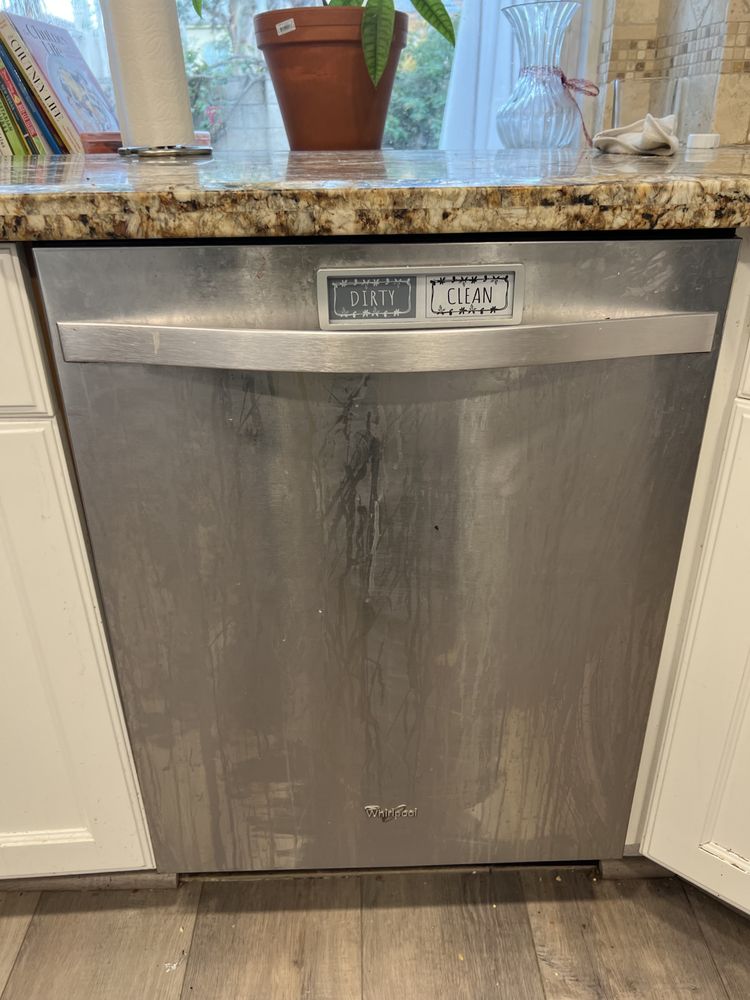 Yensis Cleaning Service