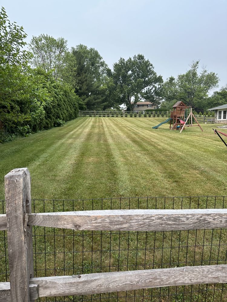 Lighthouse Lawns LLC