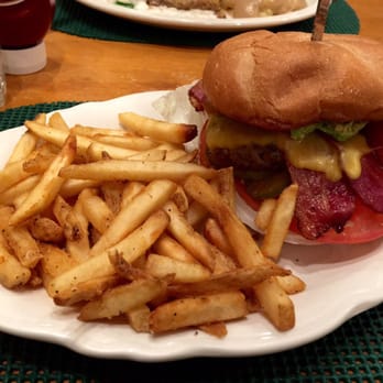Best Western Grandma S Feather Bed 29 Photos 17 Reviews Photo Of Best Western Grandma S Feather Bed Juneau Ak United States Cheeseburger