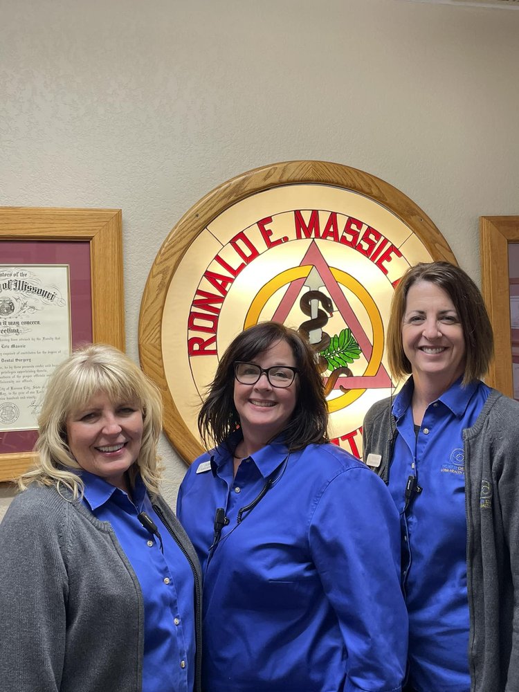 image of business Premier Dental & Oral Health Group