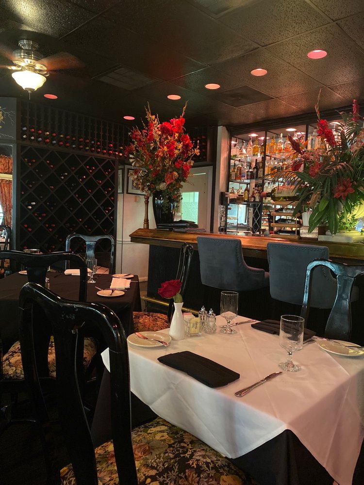Addison Café-French bistro