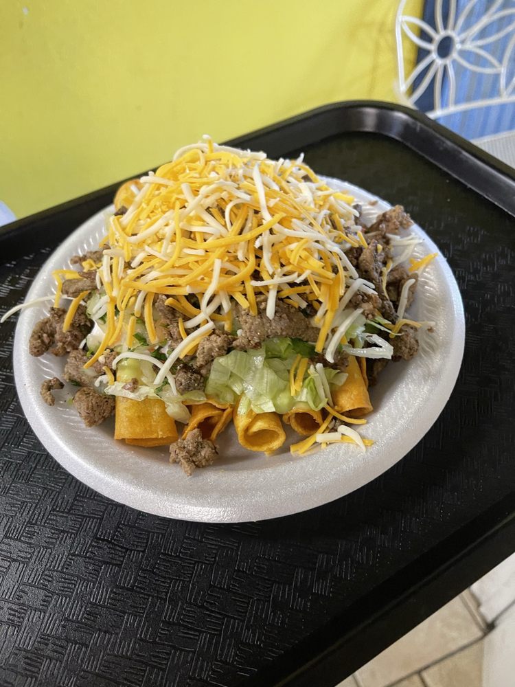 El Gallito Taco Shop