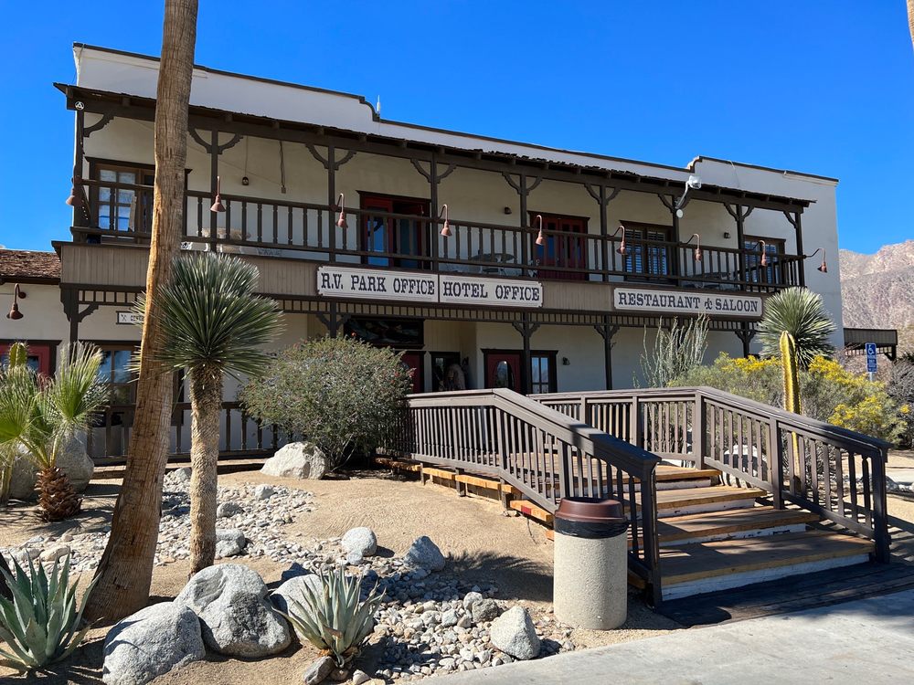 Palm Canyon Hotel & RV Resort