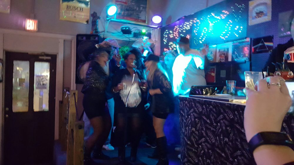 Ruthie's Bar & Grill