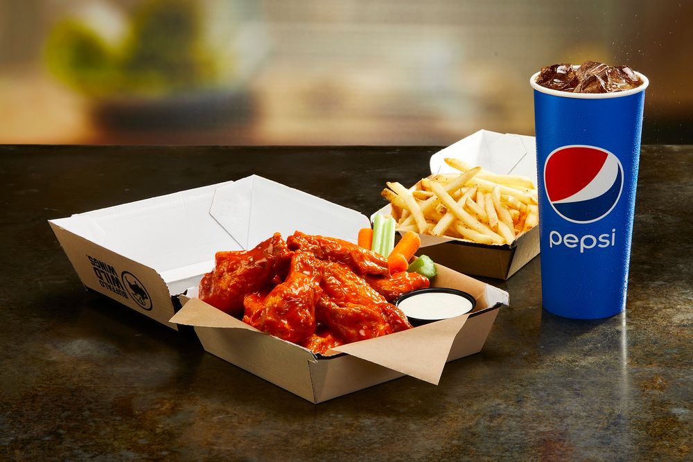 Buffalo Wild Wings 'GO' Buffalo Wild Wings 'GO'