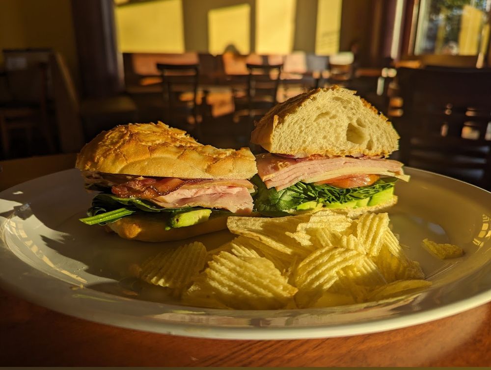 Helacio's Deli & Cafe