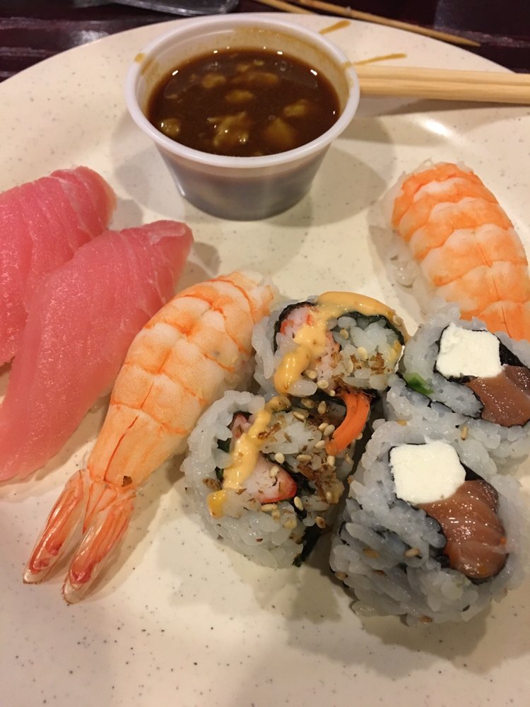 Ling’s Buffet 11 Photos & 83 Reviews Chinese 4320 S Florida Ave