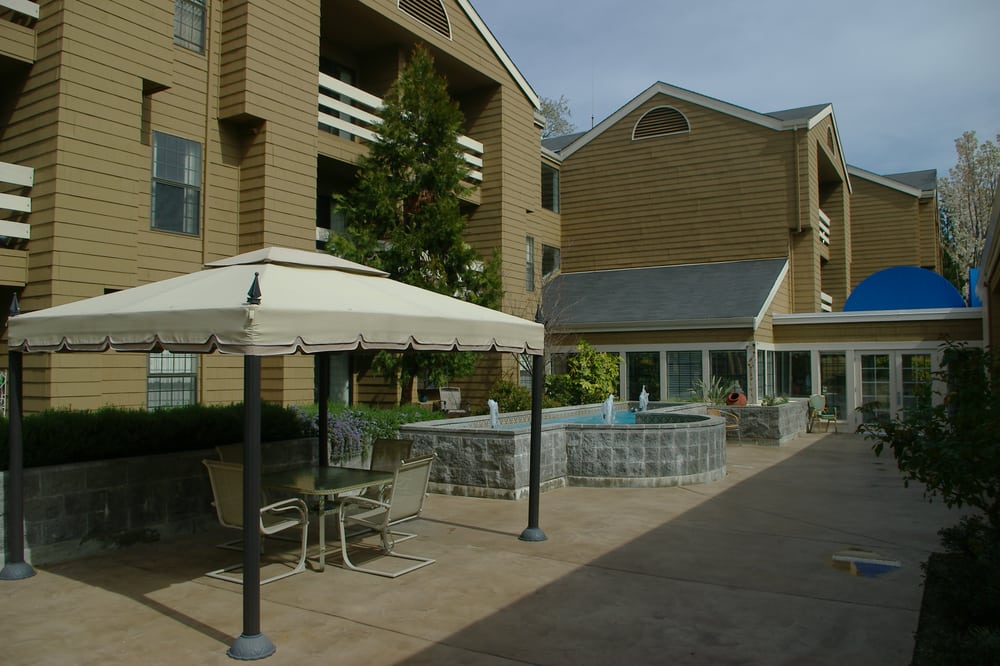 Carlton Senior Living Pleasant Hill 11 Photos Retirement Homes