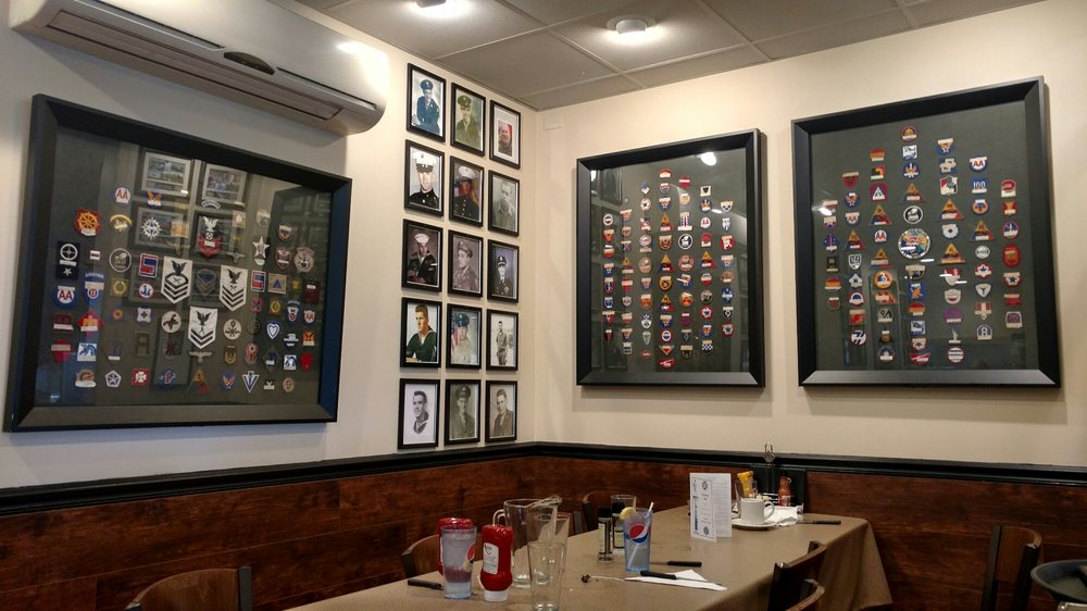 Leo & Son’s Grille 31 30 Photos & 32 Reviews American (Traditional