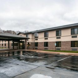 Econo Lodge Inn Suites 16 Photos Hotels 600 Brazeau Ave Photo Of Econo Lodge Inn Suites Oconto Wi United States