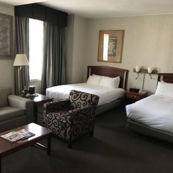 Hilton Cincinnati Netherland Plaza 251 Photos 216 Reviews Photo Of Hilton Cincinnati Netherland Plaza Oh United States Room Upgrade