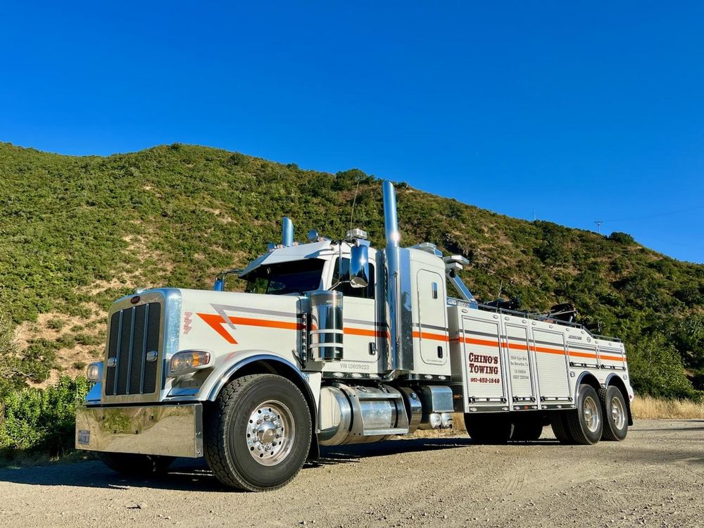 Chino's Towing