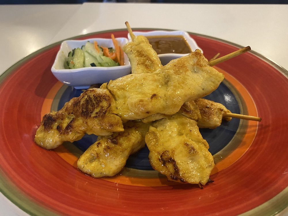 Ruk Sushi & Thai