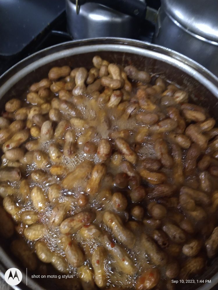 The Boiled Peanut Factory