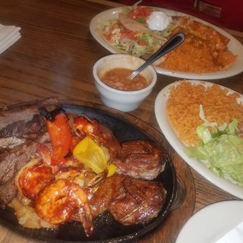 Los Molcajetes Restaurant Menu Los Molcajetes Restaurant Menu