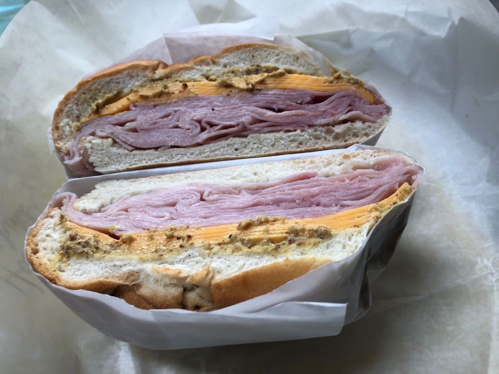 Cold Spring Plaza Delicatessen