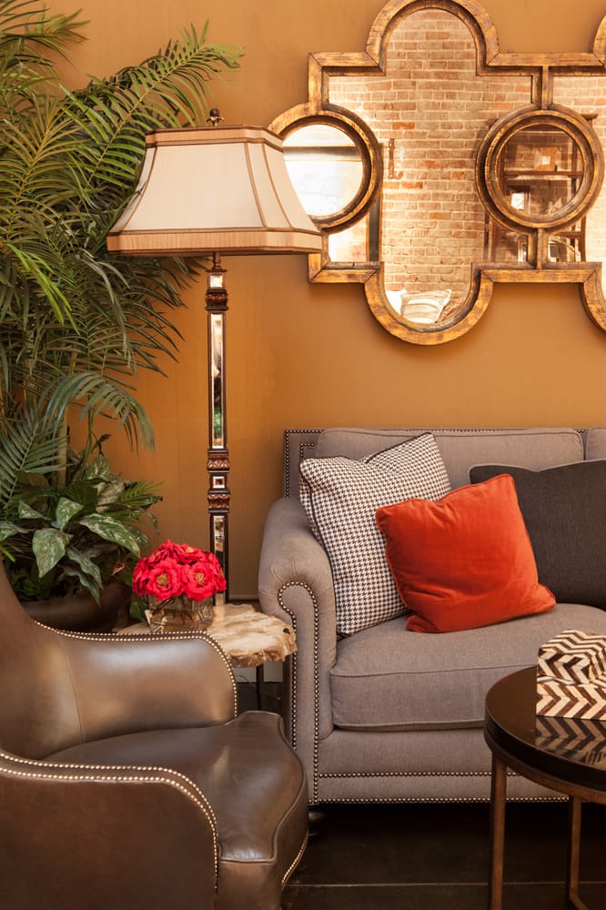 image of business Mister Robert