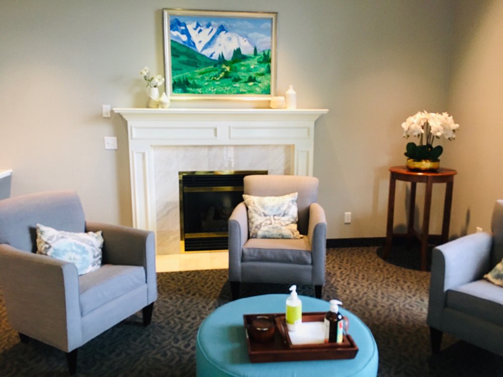 image of business Edelweiss Dental