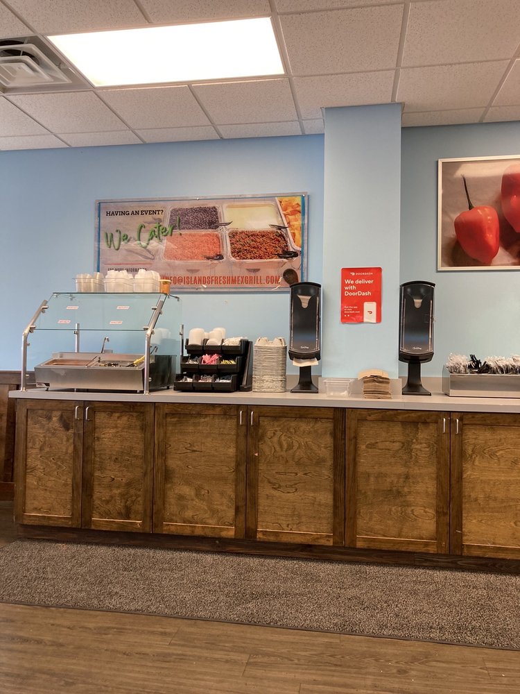 Islands Fresh Mex Grill