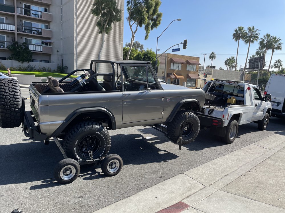 Hollywood Towing