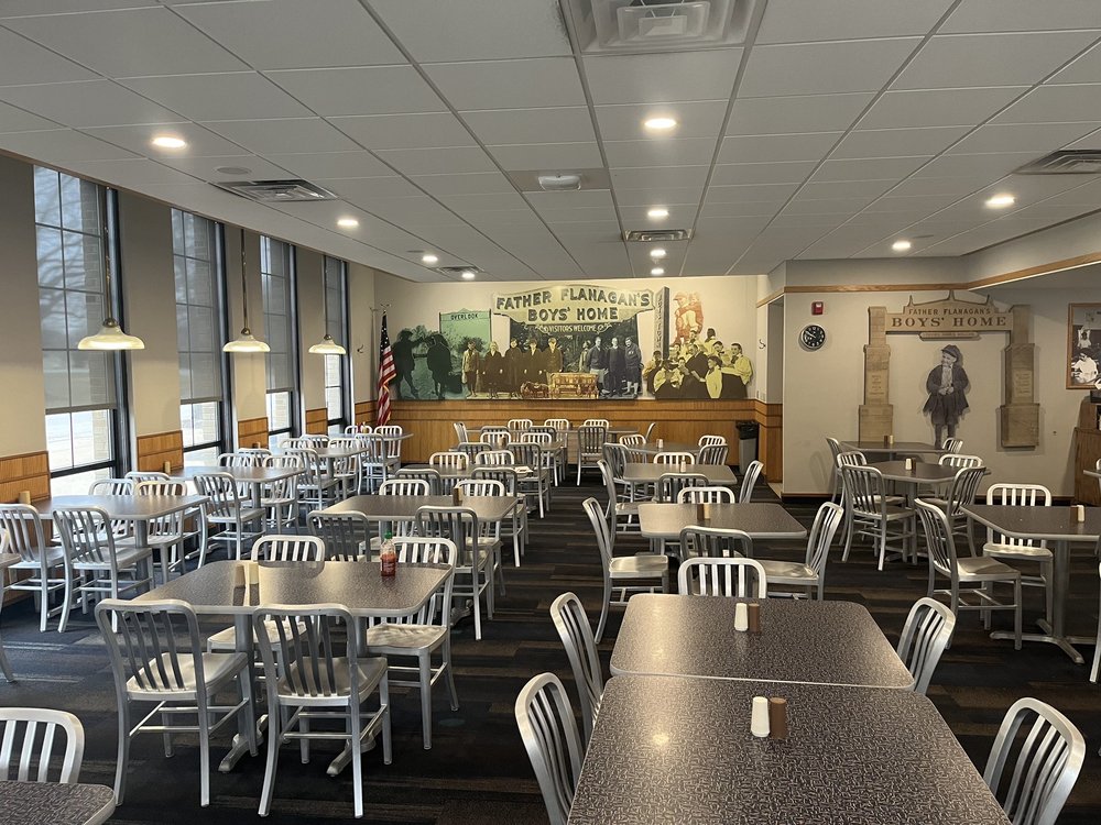 Overlook Café - Boys Town Visitor Center