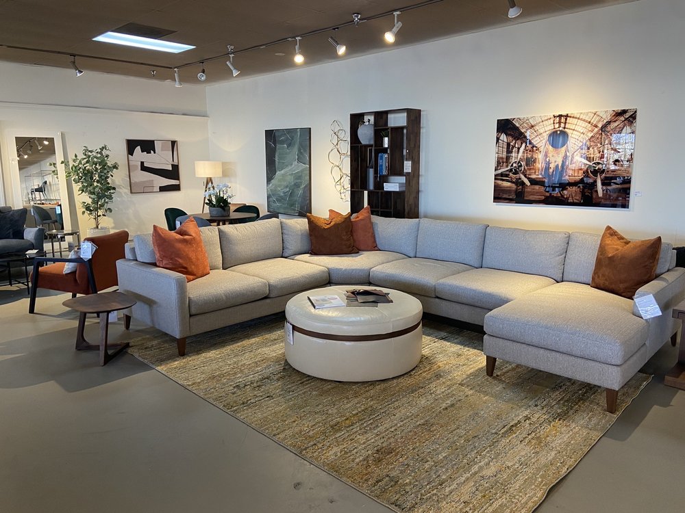 Moe's Home Collection