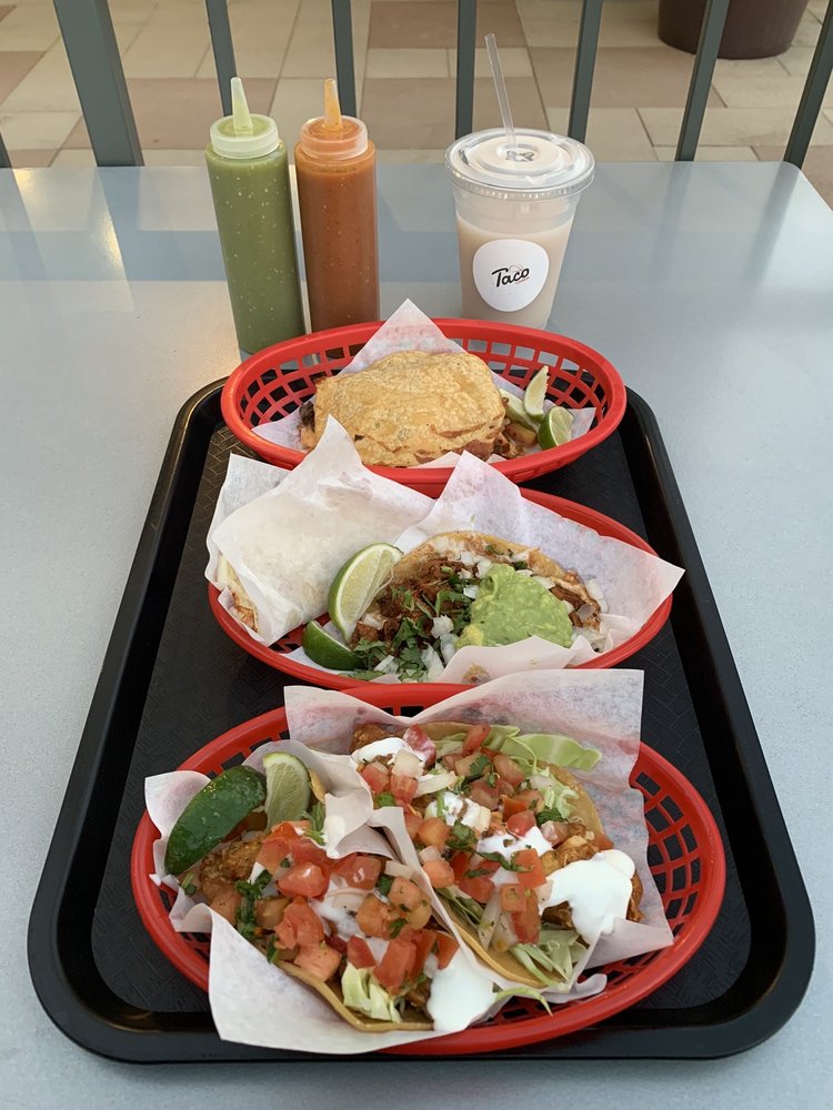 Taco Lounge Escaya