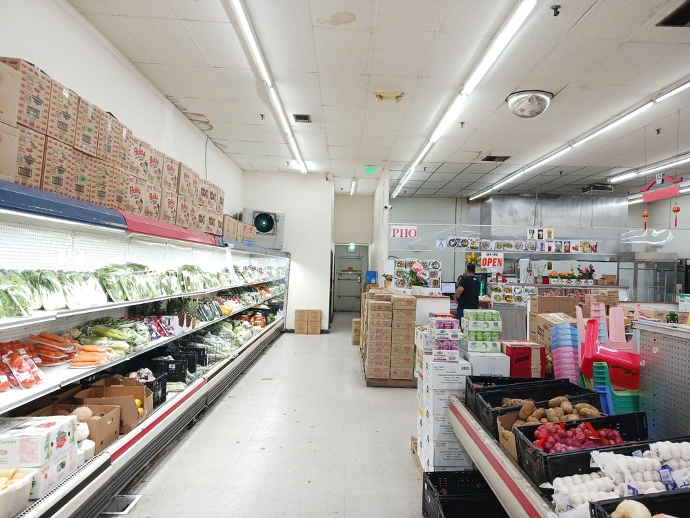 S M Seafood & Asian Market