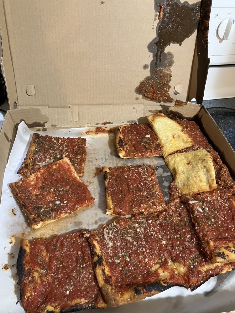Grandma D’s Pizzeria