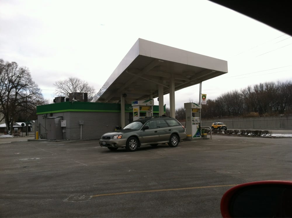 BP Station Car Wash 400 Silver Lake Rd, Cary, IL