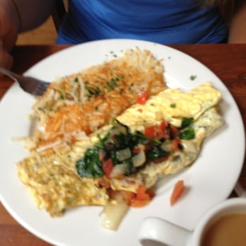The Hangout Restaurant Beach Bar 851 Photos 661 Reviews Photo Of The Hangout Restaurant Beach Bar Seal Ca United States
