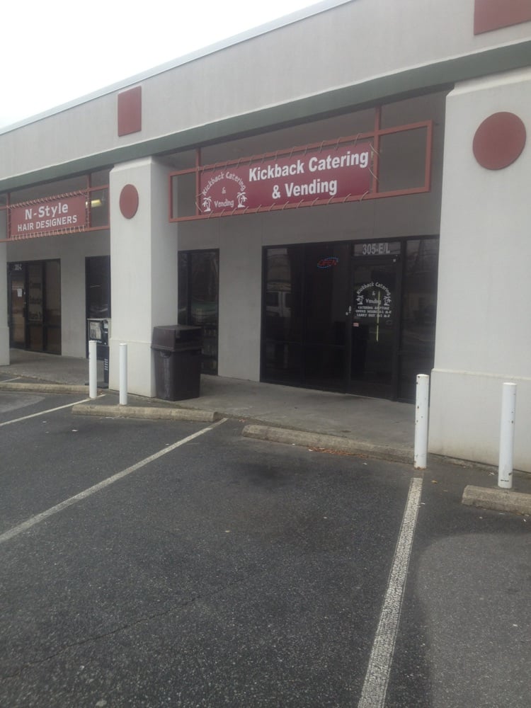 Kickback Catering American (Traditional) 305 W Mountain St