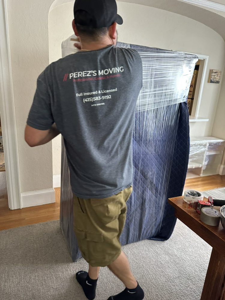 Perez's Moving