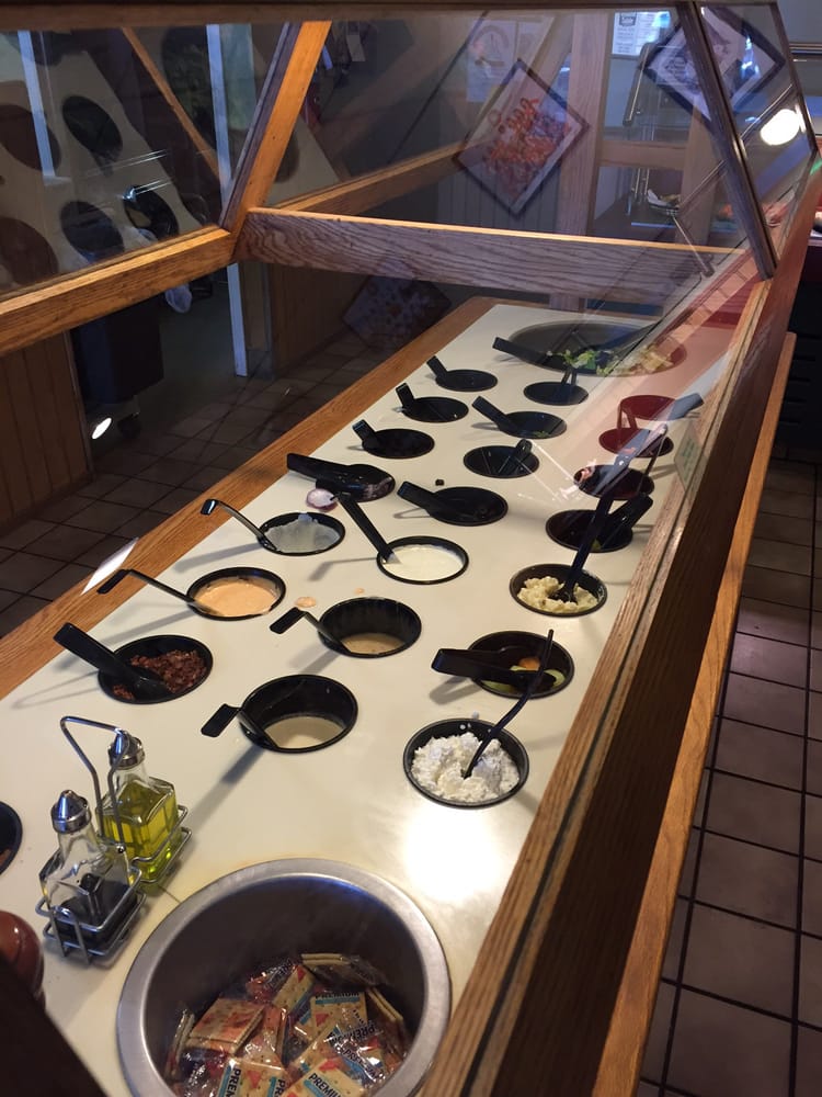 Salad Bar And All The Fixing Yelp Photo Of Round Table Oakdale Ca United States Salad Bar And