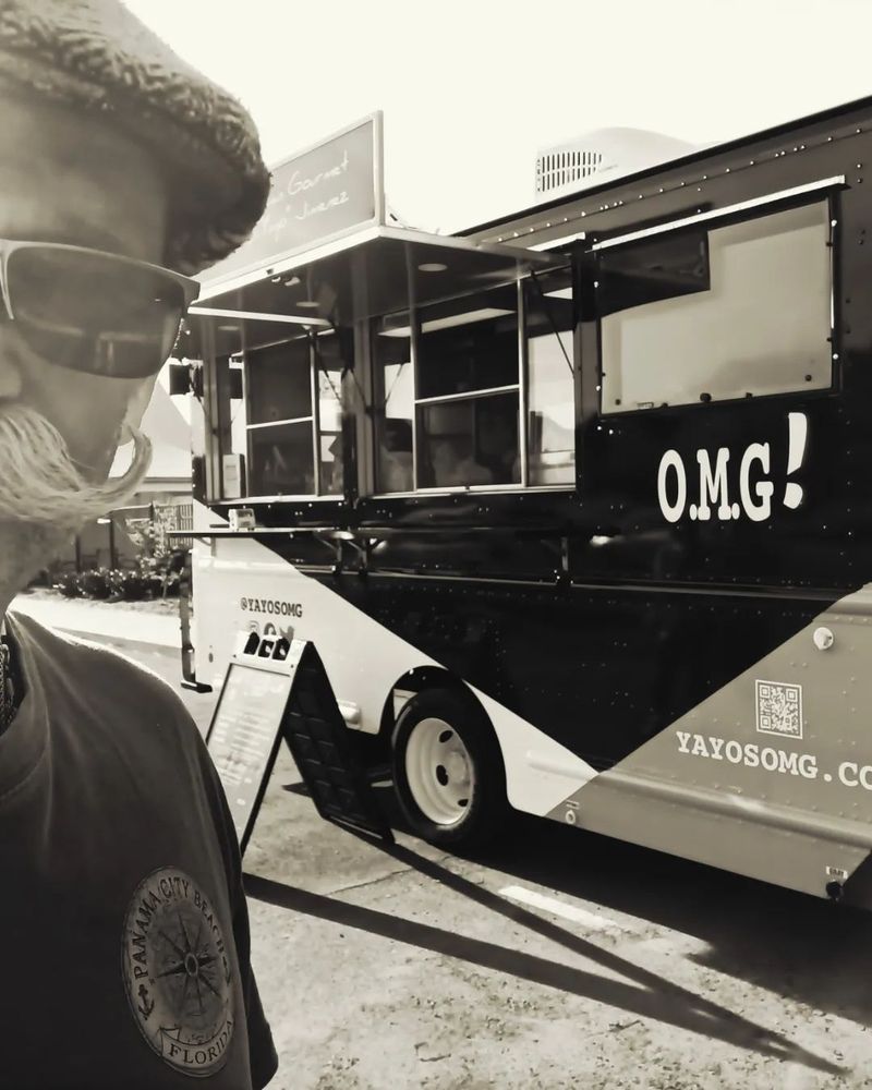 Yayo's O.m.g!