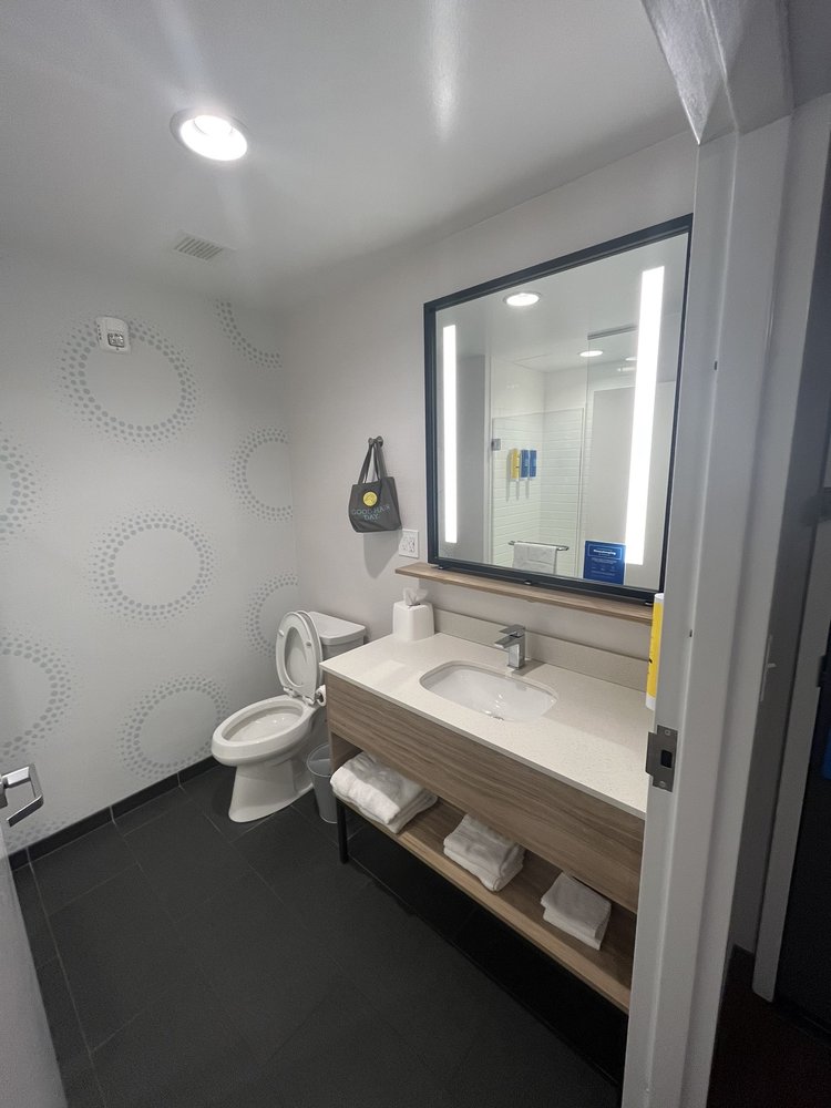 Tru by Hilton Rocky Mount