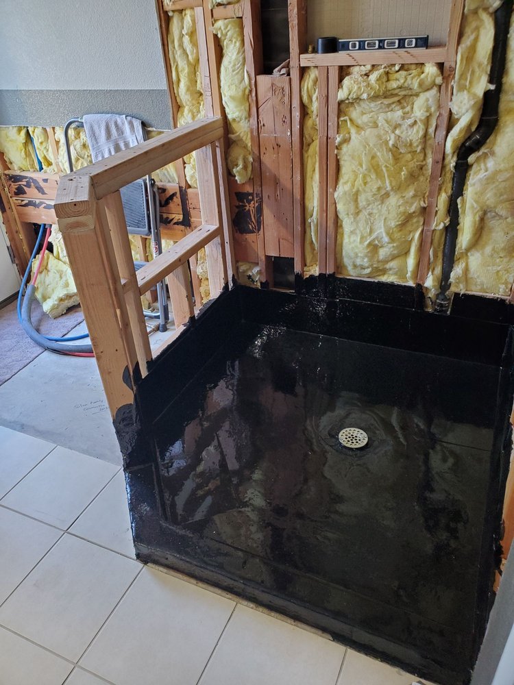 Richter Shower Pans