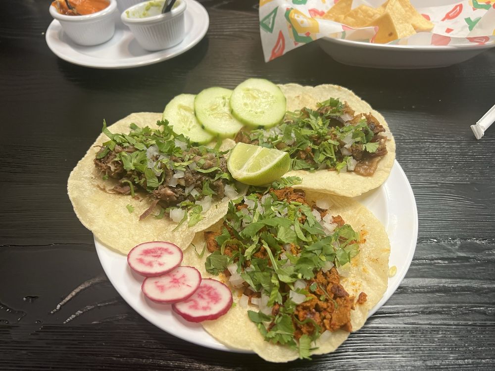 La Hermosa Mexican Restaurant