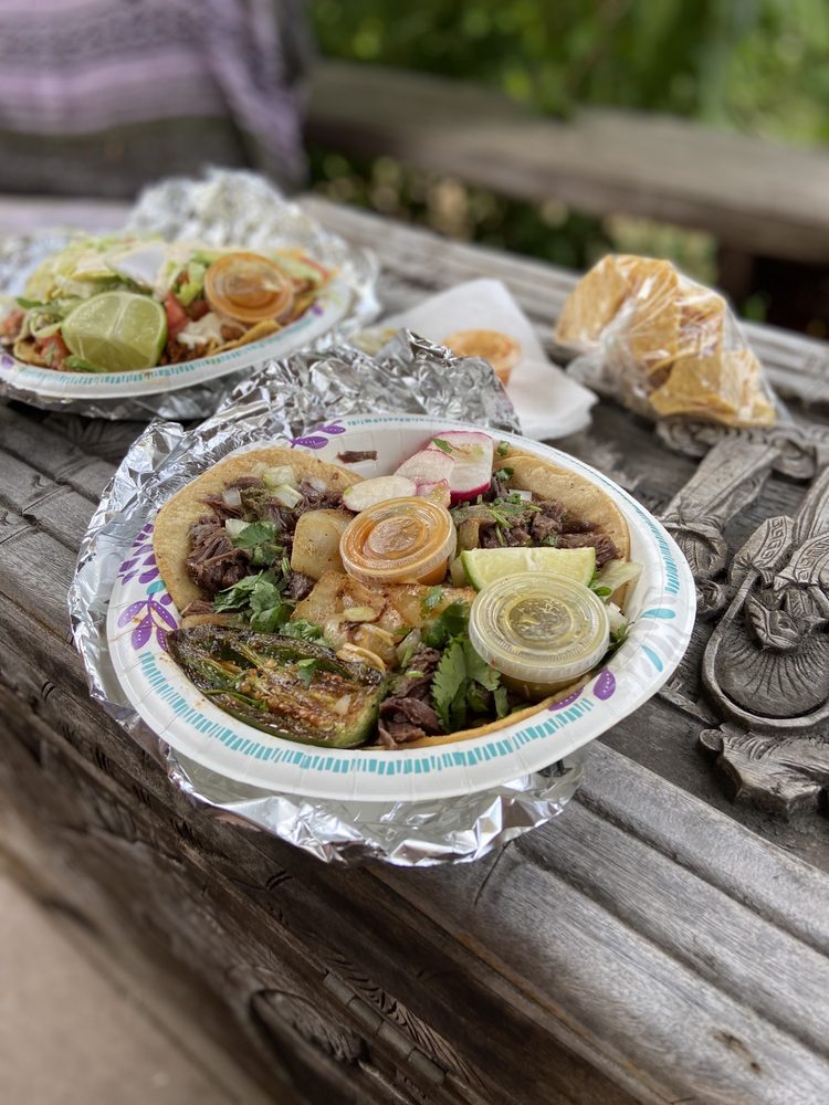El Manantial Tacos
