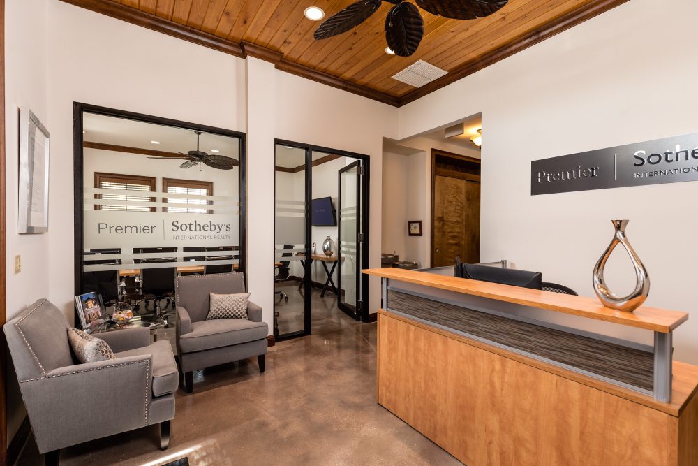 Thorsten Koester - Luxury Pinellas Homes