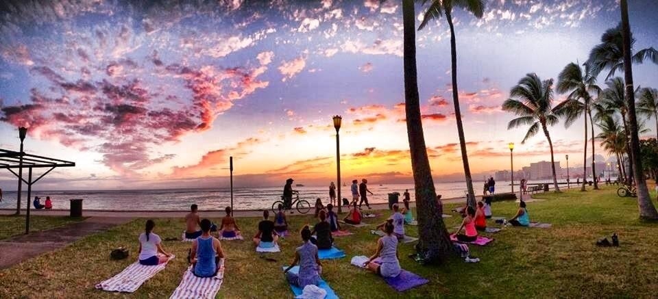 Beach Yoga Hawaii In Waikiki And San Go Yelp Photo Of Beach Sunset Yoga Hawaii Oahu Honolulu Hi United States