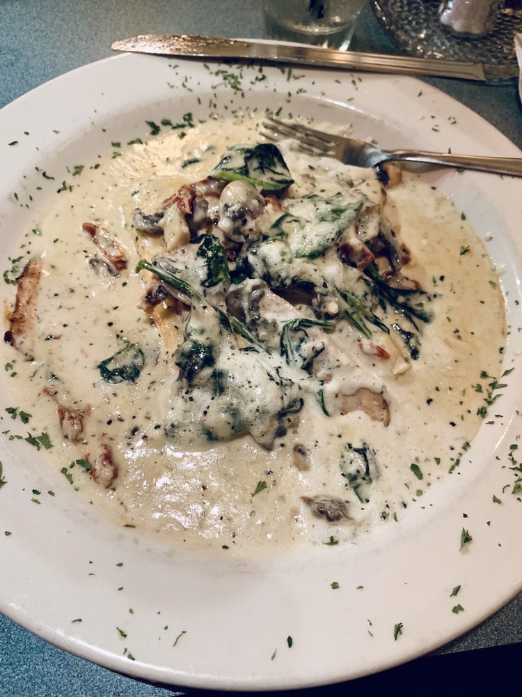 Mama Mia Family Italian Restaurant