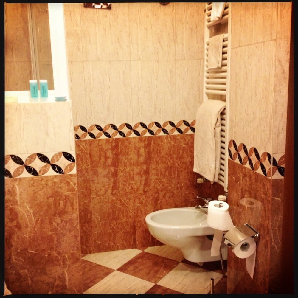 Modern Bathroom Yelp Tomthetrader Com Photo Of Modern Bathroom Fountain Valley Ca United States North Hollywood