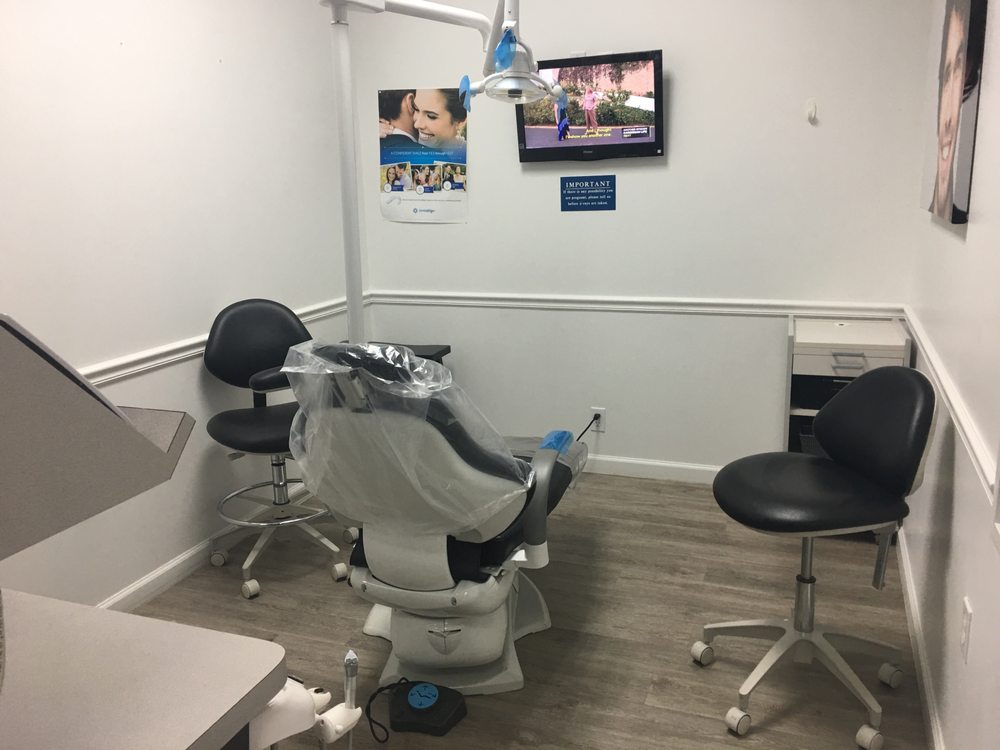 image of business Ideal Dental Kingwood