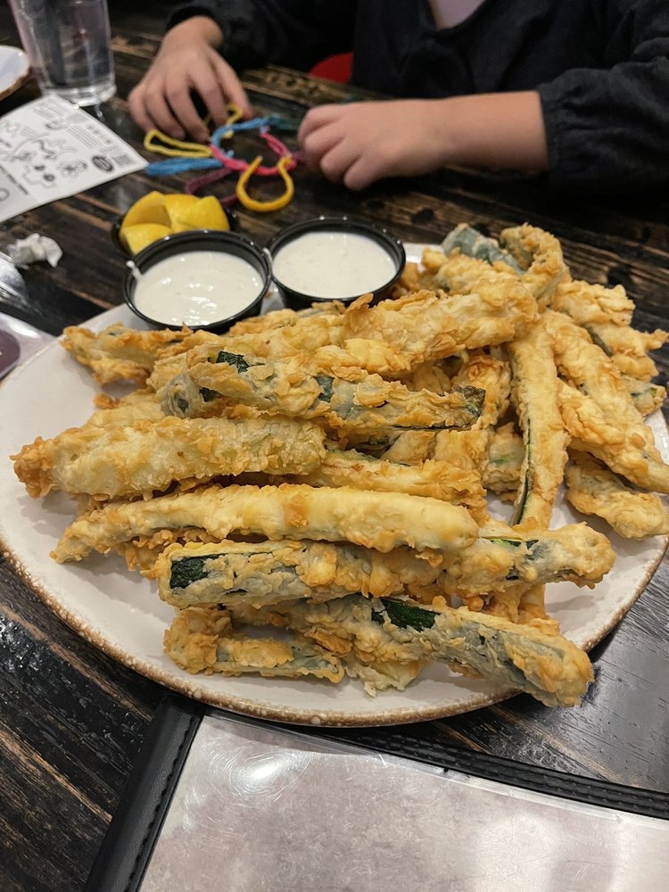 Ike’s Woodfire Grill