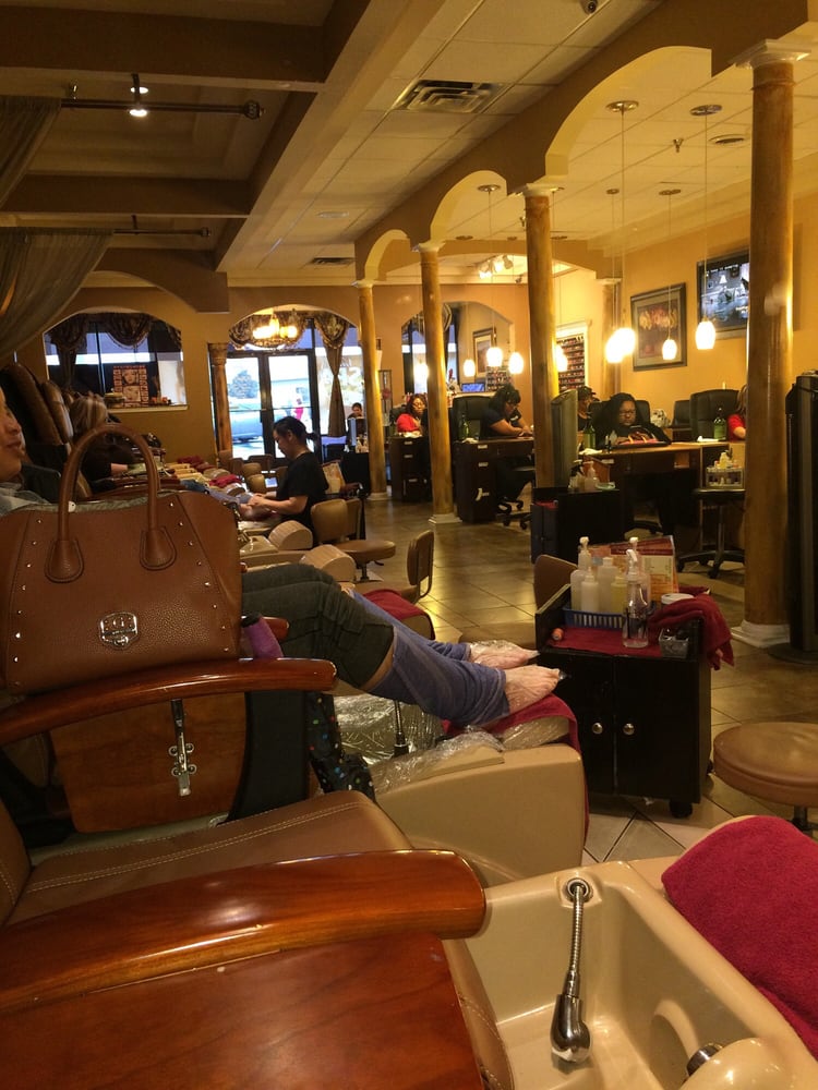 LA Nails Spa 41 Photos & 30 Reviews Nail Salons 800 S Clearview