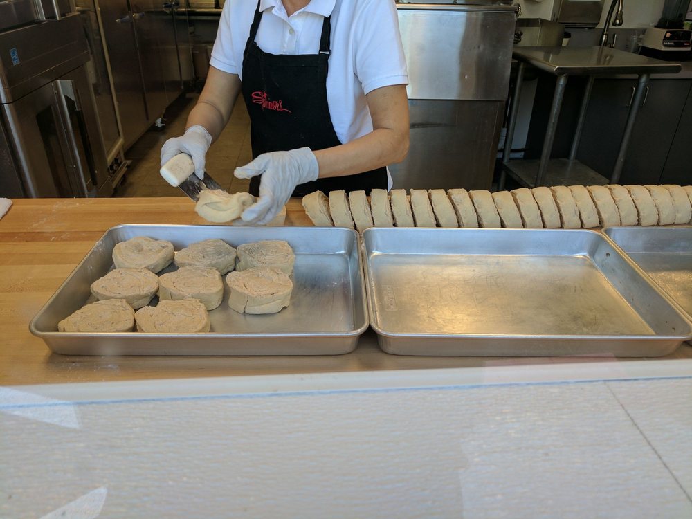 Spinners Cinnamon Rolls 129 Photos & 200 Reviews Bakeries 1400