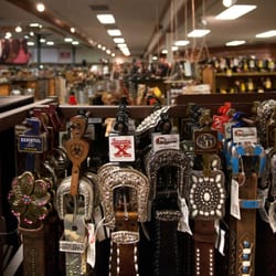 Shop Cowboy Boots & Western Wear | Free Shipping $50 | Cavender's Boot CityFree Shipping on $50+ · Great Customer Service · Email Only Savings · Tons of Clearance ItemsTypes: Cowboy Boots, Cowboy Hats, Western Wear, Work Boots, Western Gifts, Jeans.