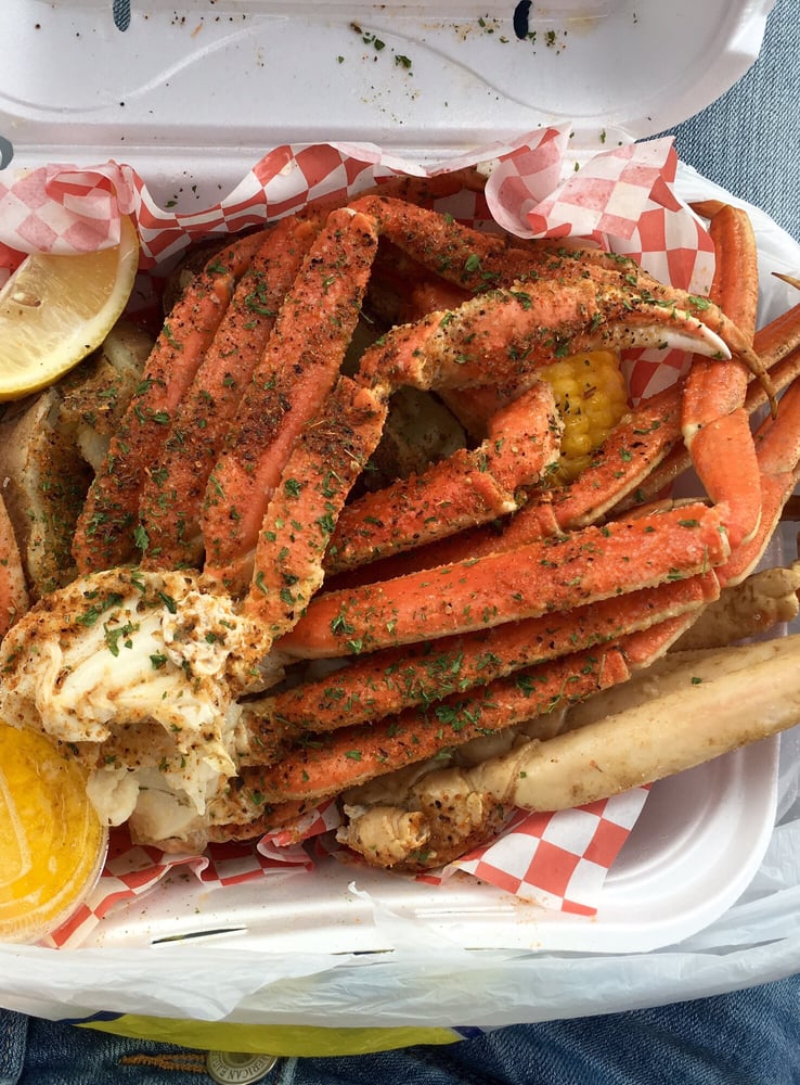 Garlic Snow Crab Leg Full Tray Beyond Delicious A Potato Corn Photo Of Crabs Seafood Bros Miami Gardens Fl United States Garlic